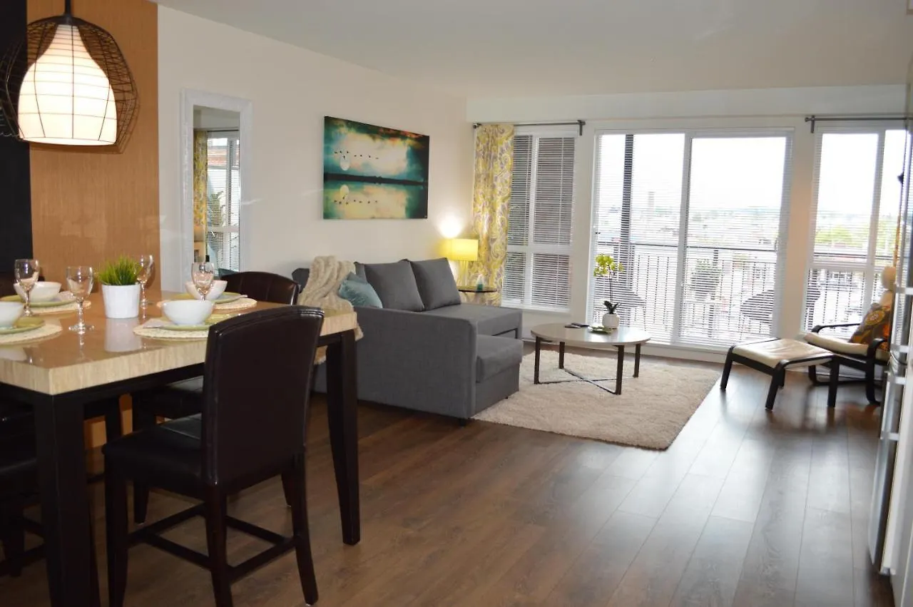 New Listing In Union Building Victoria Apartment
